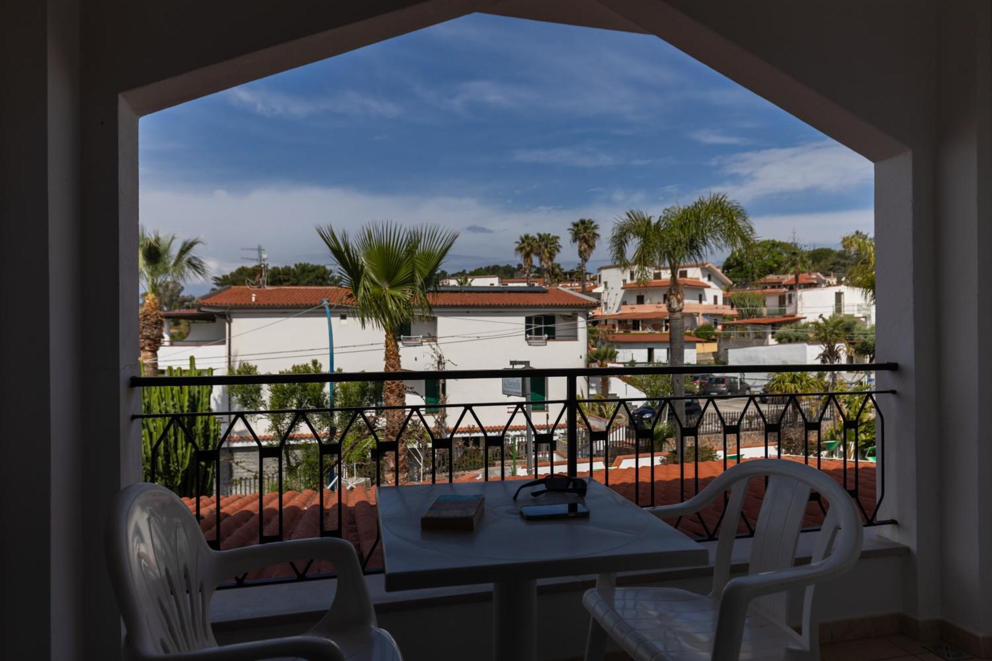 Hotel Marinella Capo Vaticano Zewnętrze zdjęcie